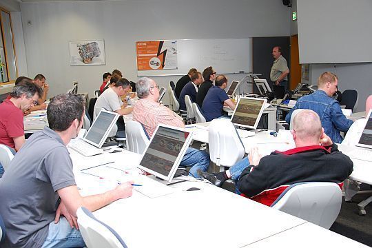 Vor dem Wettbewerb gab es Schulungen. (Archiv: Vogel Business Media)