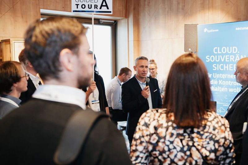 Die Guided Tours boten die Möglichkeit, Anbieter und Lösungsansätze direkt kennenzulernen. (Bild: Manuel Emme Fotografie)
