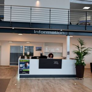 (Holz / »kfz-betrieb«)