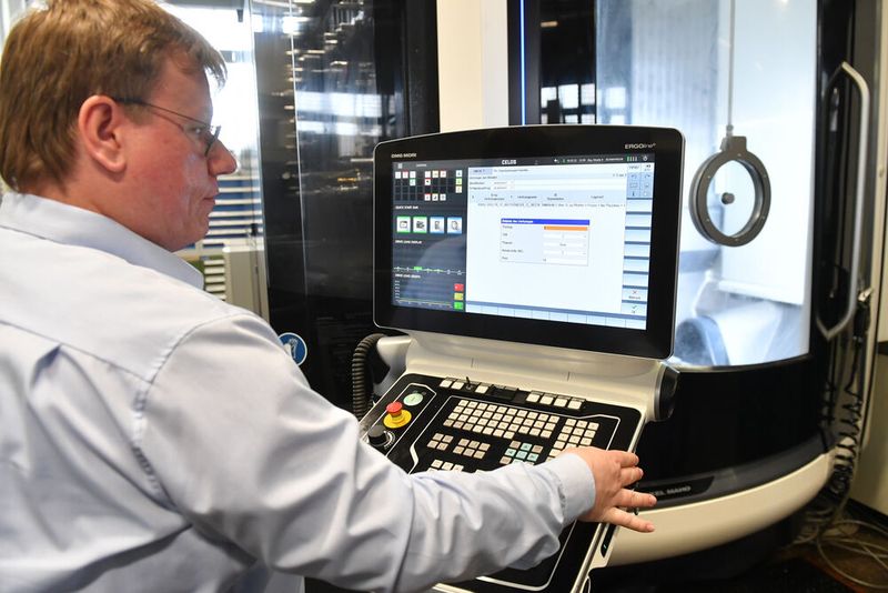 Die Termine für die jeweiligen Aufträge werden mit der Software Opcenter APS geplant. (Bild: Siemens)