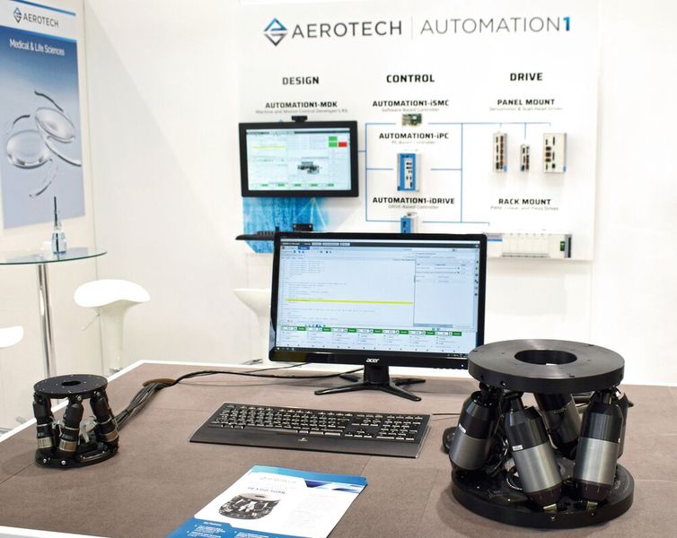 Im Vergleich zum HEX150-140HL (rechts) bietet der HEX150-125HL (links) eine kompaktere Bauhöhe, weniger Verkabelung und höhere Leistung. (Bild: Aerotech)