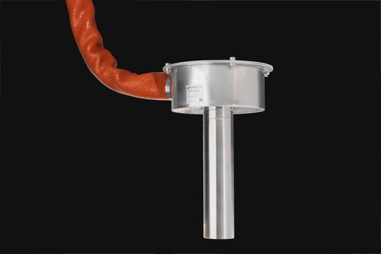 Die Radarlösung FurnaceProtect von OndoSense: Robustes Edelstahldesign mit Hitzeschutz für den Einsatz in Schmelz-, Gieß- und Warmhalteöfen.(Bild:  OndoSense)