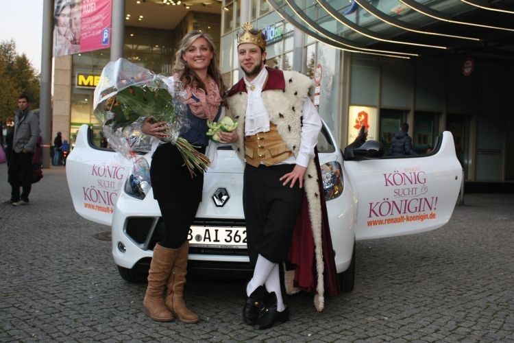 Marketingidee: Bei der Casting-Show „Renault König sucht Königin“ kürte das Unternehmen eine Repräsentantin für das Autohaus. (Foto: König)