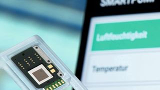 Gerade einmal 25 Quadratmillimeter misst die derzeit weltweit kleinste Mikromembranpumpe. (Fraunhofer EMFT)