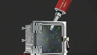 Abb. 1: In den letzten 30 Jahren sind Quadrupol-Massenspektrometer kompakter, langlebiger, vielfältiger und digitaler geworden. Ihre Anwendungsbereiche haben sich deutlich erweitert. (Pfeiffer Vacuum)