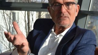 Burkhard Weller will den Neuwagenverkauf für die Kunden der Wellergruppe vollständig digitalisieren.  (Michel / »kfz-betrieb«)