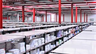 Softwaresysteme von Körber pushen beim Buchhändler OLF jetzt die digitale Transformation in der Bücherlogistik. Per Warehouse Management System (WMS) wird nun auch die End-to-End-Logistikabwicklung im Buchhandel flotter und fehlerfreier. (Bild: Körber)