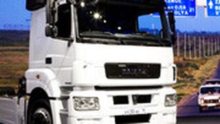 Daimler Trucks und Kamaz vertiefen ihre seit 2008 bestehende Kooperation. (Foto: Daimler)