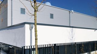 Abb.1: Das neue Laborgebäude am II. Physikalischen Institut der Uni Köln wurde in Modulbauweise realisiert. (Bild: Alho, Martin Laessig)