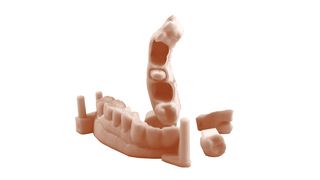 Dank digitalisierter Arbeitsabläufe können mittels e-Manufacturing hochwertige und kostengünstige Zahnmodelle hergestellt werden.  (Bild: EOS)