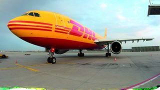 Das DHL-Netzwerk verbindet mehr als 220 Länder und Territorien weltweit. 20% der Expressmengen von DHL fließen in die USA oder haben dort ihren Ursprung. Bild: DHL Express (Archiv: Vogel Business Media)