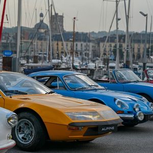 Zwischen A310 und A110 liegen mehr als fünf Jahrzehnte.(Bild:  Renault)