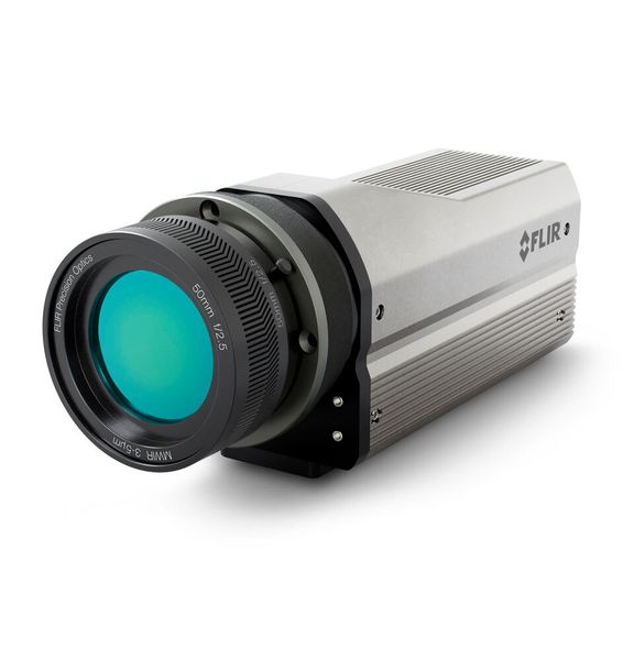 Die gekühlte MWIR-Wärmebildkamera A6301 kann durchschnittlich ca. 27 000 Betriebsstunden ununterbrochen im Einsatz sein, bevor es gewartet werden muss. (Bild: Teledyne Flir)