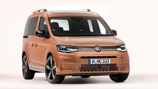 In Verbindung mit dem 75 kW/102 PS starken Zweiliter-Diesel kostet der Familien-Caddy mindestens 29.330 Euro. (Bild: VW)