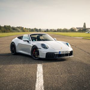 Porsche 911 Carrera GTS T-Hybrid: Gewinner der Performance-Klasse.(Bild:  GCOTY)
