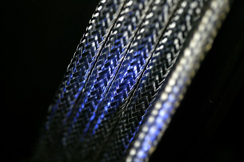 Nexans-Spezialleitung-Geflecht.jpg ()