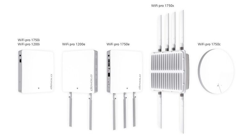 Die komplette Familie der professionellen WLAN-Access-Points von Devolo. Der WiFi pro 1750 x mit den sechs Antennen ist für eine Mastmontage gedacht, der runde WiFi pro 1750 c für die Deckenmontage. (Devolo)