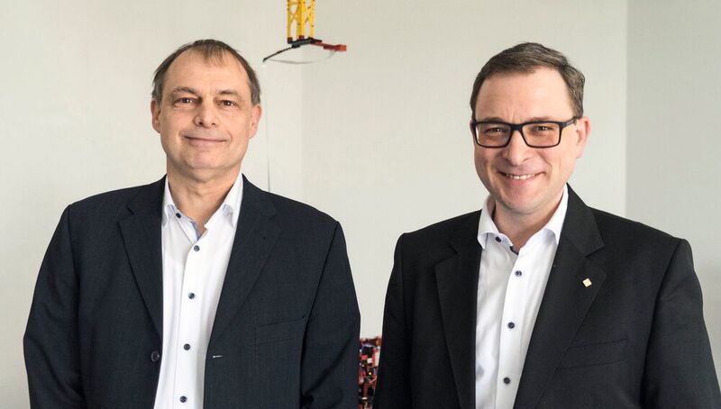 Durch die Gründung der Außenstelle wird die Zusammenarbeit der Trierer Arbeitsgruppe der Wirtschaftsinformatik-Professoren Ralph Bergmann und Ingo Timm (v.l.) mit dem DFKI in Kaiserslautern ausgebaut. (Universität Trier)