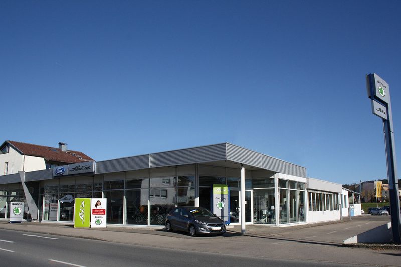 Neu erworben hat Seitz den Ford-Betrieb in Wangen. Ab Januar 2015 wird das Skoda-Logo hier prangen. (Seitz)