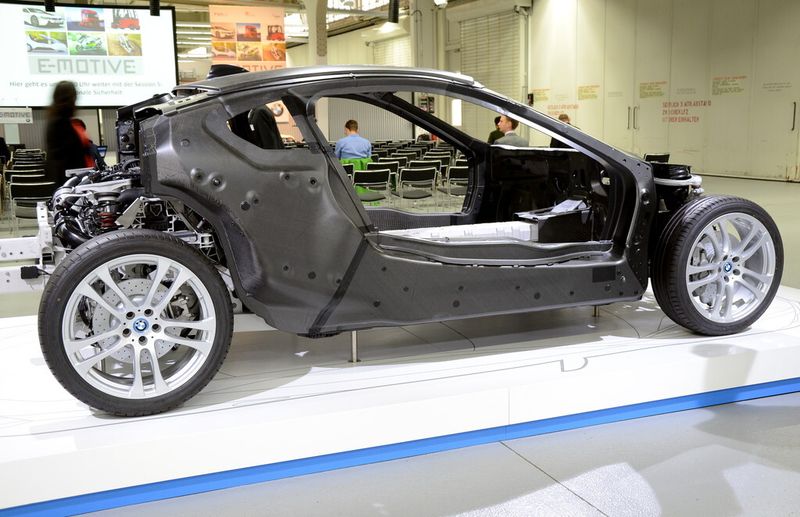 Das Design kombiniert Leichtbauprinzipien mit dem klassischen Sportwagencharakter. (Bild: Stefanie Michel)