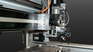 160705_IEF_Werner_AB_Montage___Transfer__und_Pr_fsystem_Bild1_Beladestation ()