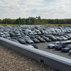 (Achter/»kfz-betrieb«)