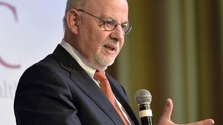 Prof. Dr. med. Martin Exner: „Viele andere Länder haben längst eine Registrierungspflicht und strenge Auflagen zum Betrieb von Rückkühlwerken erlassen.“ (Bild: Universität Bonn/Institut für Hygiene und Öffentliche Gesundheit)