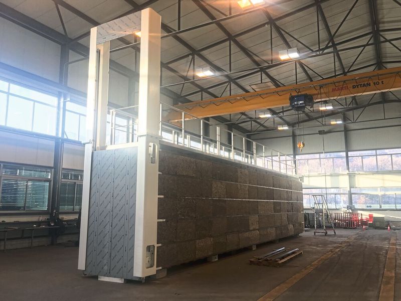 Grande chambre de stérilisation réalisée au sein de l'entreprise Creusalp SA. (Source : Creusalp)