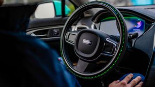 Veoneer ist vor allem auf Fahrassistenzsysteme und automatisiertes Fahren spezialisiert.  (Veoneer)