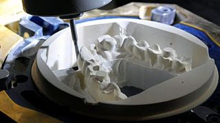 Die Zahntechnik profitiert von neuen Rapid-Manufacturing-Techniken.  Bild: Messe Erfurt (Archiv: Vogel Business Media)