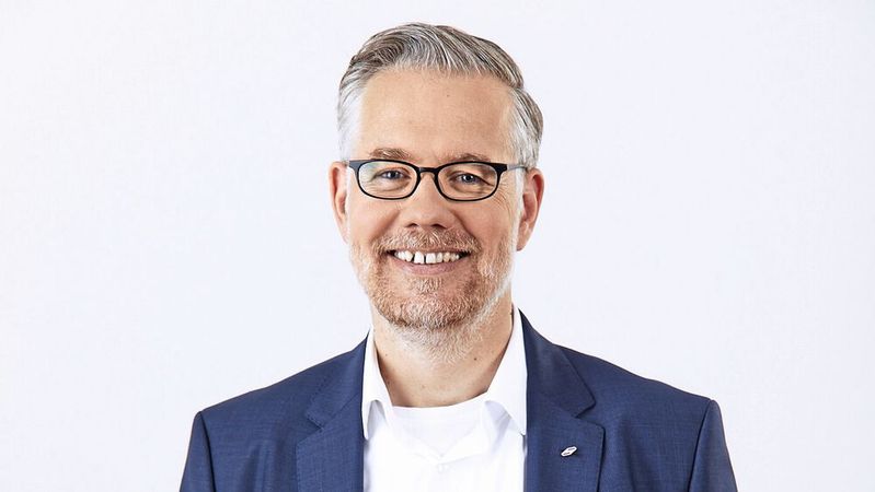 Nils Schmidt, Vorstand des Verbands für Fach- und Führungskräfte (DFK): „In der Ausbildung spielt Führung in den wenigsten Fällen eine Rolle. Wenn der Karrieresprung kommt, erwischt es die meisten kalt.“(Bild:  Dirk Schumacher Photographer BFF Solingen)