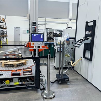 Mit dem mobilen Bandschweißgerät von Leicht Stanzautomation können Anwender die Stillstandszeiten erheblich minimieren. (Bild: Leicht)