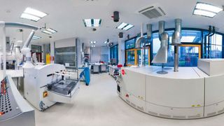 Merck automatisiert sein weltweites Laborumfeld mit Module Type Package, beginnend mit dem Electronics Technology Center in Darmstadt  (©Merck)