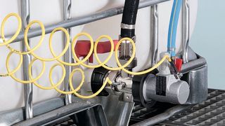 Die Containerpumpe Miniflux eignet sich jetzt auch für den Einsatz im Ex-Bereich (Zone 1). (Flux/Stefan Mesitschek)