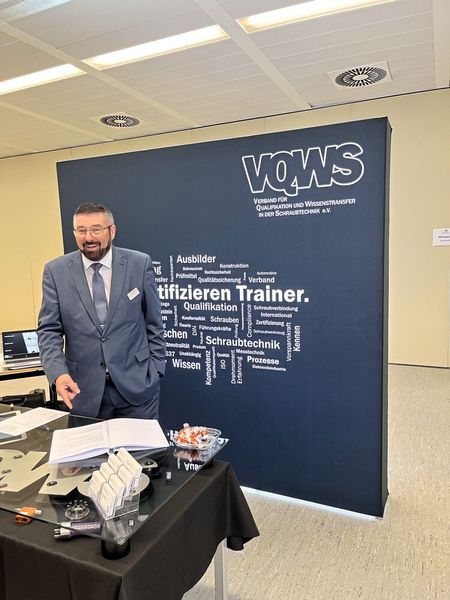 Natürlich vor Ort: Hans-Martin Hanke, 1. Vorstandsvorsitzender vom neuen Verband VQWS, war präsent und jederzeit ansprechbar.  (Bild: Sandra Götz/VCG)