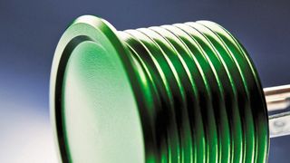 Selbstreinigende Taster: Komplett geschlossene Taster wie der PSE von Schurter eignen sich gut für eine antimikrobielle Beschichtung. (Schurter)