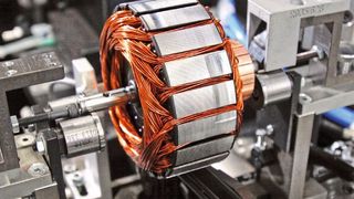 Gerade im Hinblick auf die Elektromobilität und die damit verbundenen stetig steigenden Umdrehungszahlen wird eine auswucht­optimierte Konstruktion von Elektroankern immer wichtiger. (Schenck Rotec)