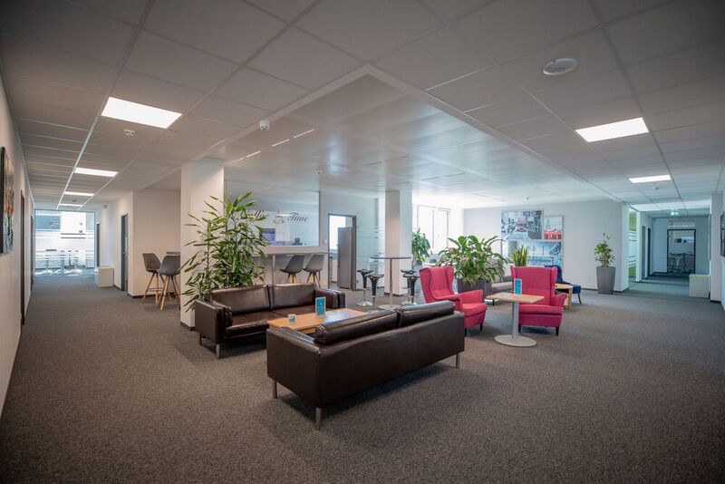 Auf den rund 10.000 m² sind attraktive Büroflächen sowie Konferenzräume entstanden. (Technopark Raaba GmbH)