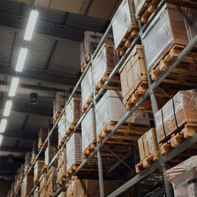 Die Zukunft der Logistik ist digital, vernetzt und nachhaltig. Unternehmen, die sich gezielt informieren und Trends früh adaptieren, sichern sich einen entscheidenden Vorsprung im globalen Wettbewerb. (Bild: Chuttersnap (Unsplash))