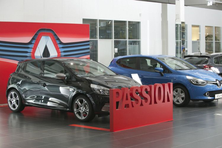 Neue Modelle und besondere Aktivitäten präsentieren die Renault-Partner künftig in speziellen Themenzonen mit entsprechender Signalisation. (Foto: Renault)