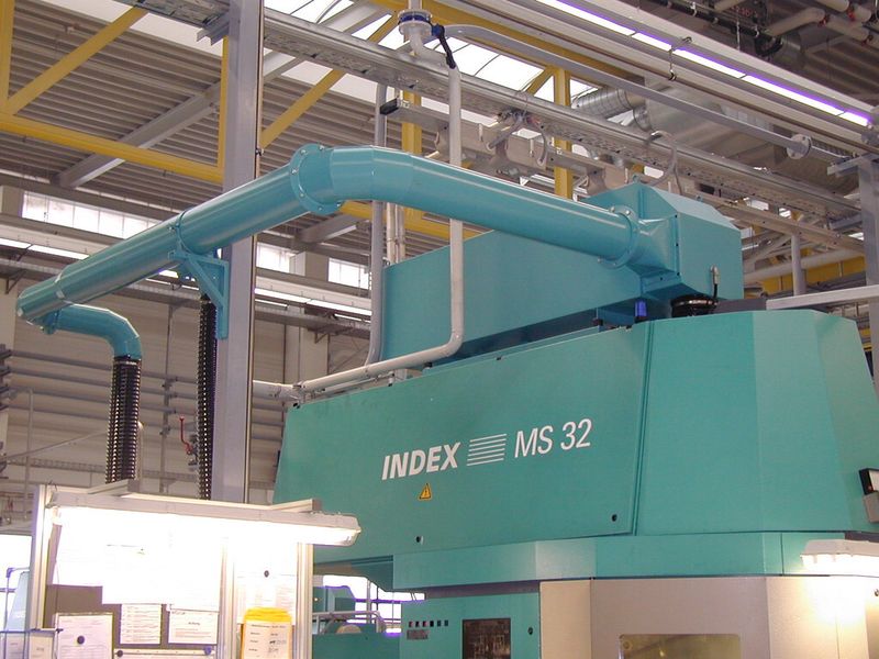 Individuell angepasst: Büchel stattete den mehrstufigen Elektrofilter für Ölnebelabsaugung an einem Mehrspindelautomaten mit einer Löschdüse aus, um ihn in die Löschanlage der Maschine zu integrieren. (Bild: Büchel)