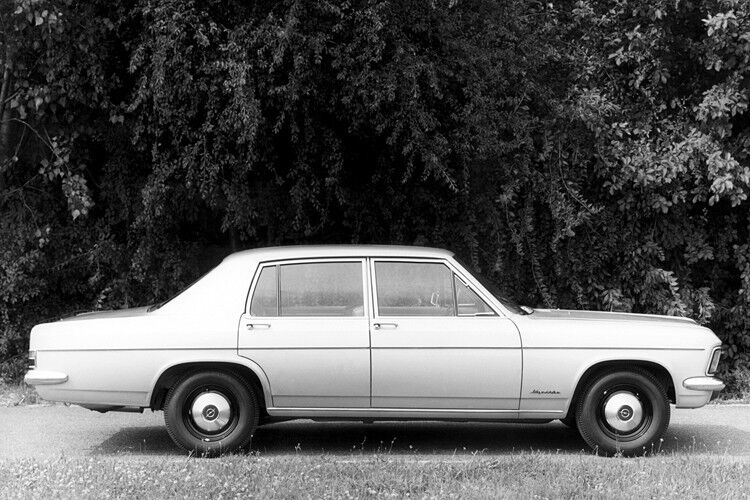 Im Januar startet eine neue KAD-Serie, der Kapitän ist erneut die Basisversion. Im Mai 1970 ersetzte eine „Normal“-Version des Admiral den Kapitän, den es nur noch mit einer Motorisierung gab. (Foto: Opel)