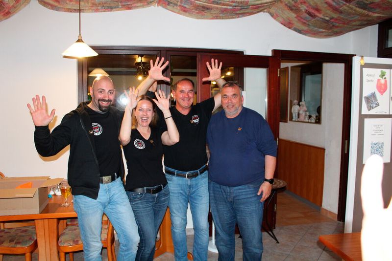 Zehn Jahre Bitrider: Die goldene Nadel gibt es für (v. l.) Alin Manta, Hannah Lamotte, Werner Nieberle und Andreas Braumann (Bild: Vogel IT-Medien GmbH et al.)