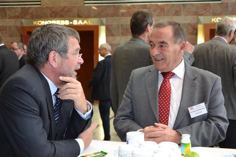 von links: Dr. Gerd-Ulrich Spohr (Siemens) und Hermann-Josef Bernardy (Tectrion) (Bilder: M. Henig, J. Nellen / PROCESS) (Archiv: Vogel Business Media)