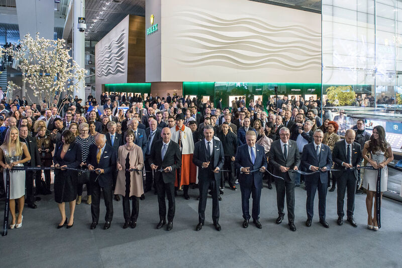 Baselworld 2017, le Président de la Confédération, Alain Berset, était présent pour le traditionnel coupé de ruban qui marque l'ouverture officiel du salon. (Baselworld)