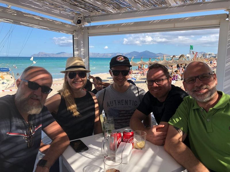 (v. l.) Markus Frank (S&K), Hannah Lamotte (IT-BUSINESS), Stefan Tratz (Ingram Micro), Michael Hirschle und Ralf Schmitt (beide Bechtle) (Vogel IT-Medien GmbH)