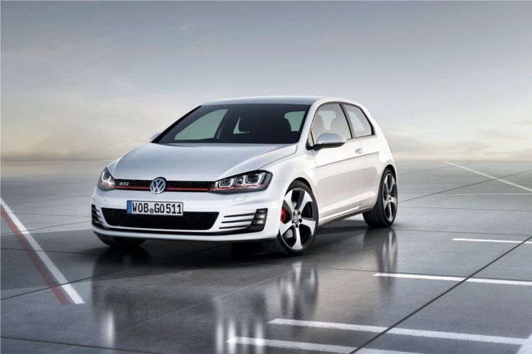 VW zeigt in Paris eine Studie des neuen Golf GTI. (VW)