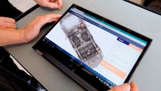 Spread ist in der Autobranche angekommen: Mit seiner Software befähigt das Start-up produzierende Unternehmen dazu, komplexe physische Produkte einfacher zu entwickeln und herzustellen. (Spread GmbH)