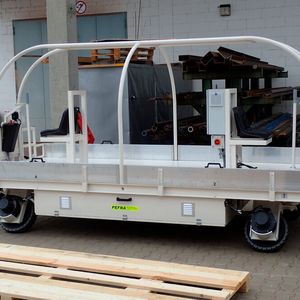 Für den Tunneleinsatz gerüstet: Die Batteriesysteme der vollelektrischen Fahrzeuge Staub, Schmutz, extremen Temperaturen von -20°C bis 60°C sowie mechanischen Lasten stand und verfügen über eine Schutzklasse von IP 66. 