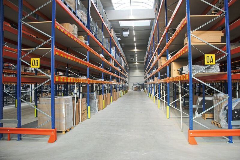 Insgesamt hat Bleker Autoteile im Logistikzentrum 15.000 Quadratmeter Lagerfläche. (Baeuchle/»kfz-betrieb«)
